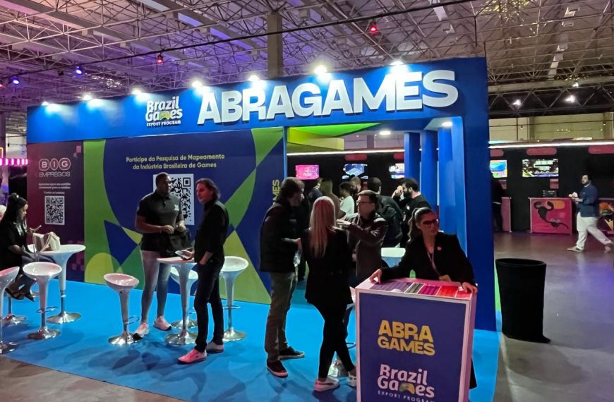 Estande da Abragames na gamescom latam destaca a indústria brasileira de games e expõe 19 jogos nacionais